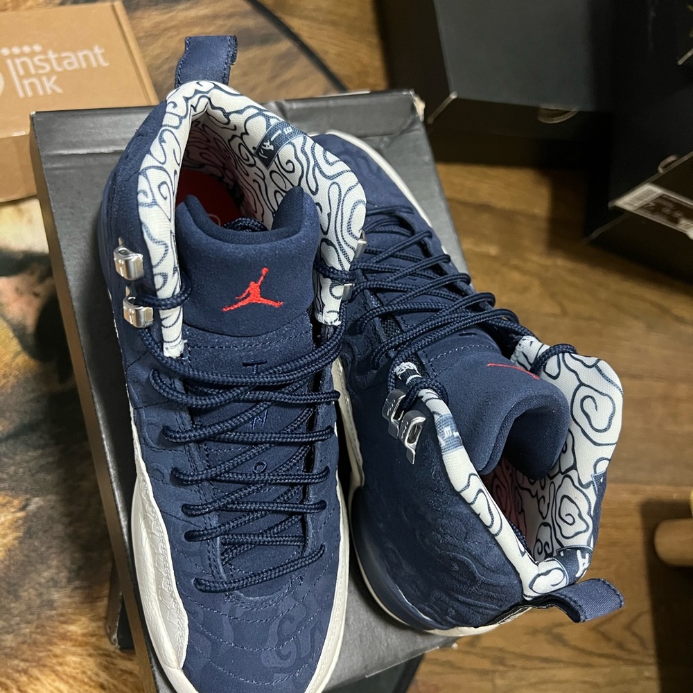 Air Jordan 12 retro prm 6.5y